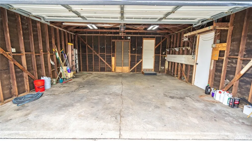 487 Jackson Colton, CA 92324