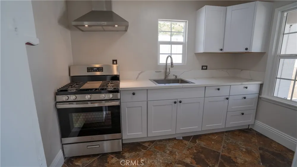 487 Jackson Colton, CA 92324