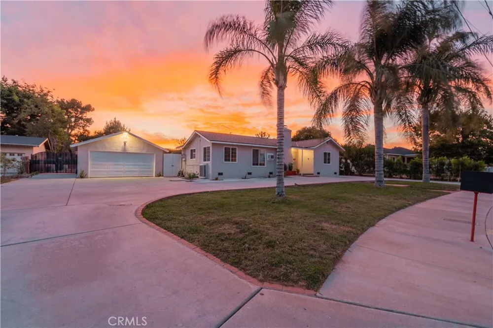 487 Jackson Colton, CA 92324