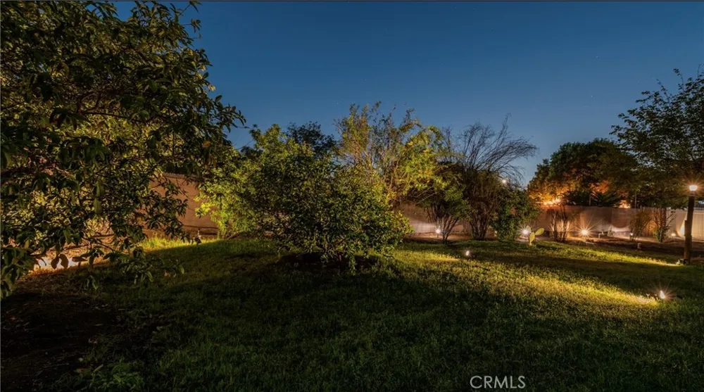 487 Jackson Colton, CA 92324