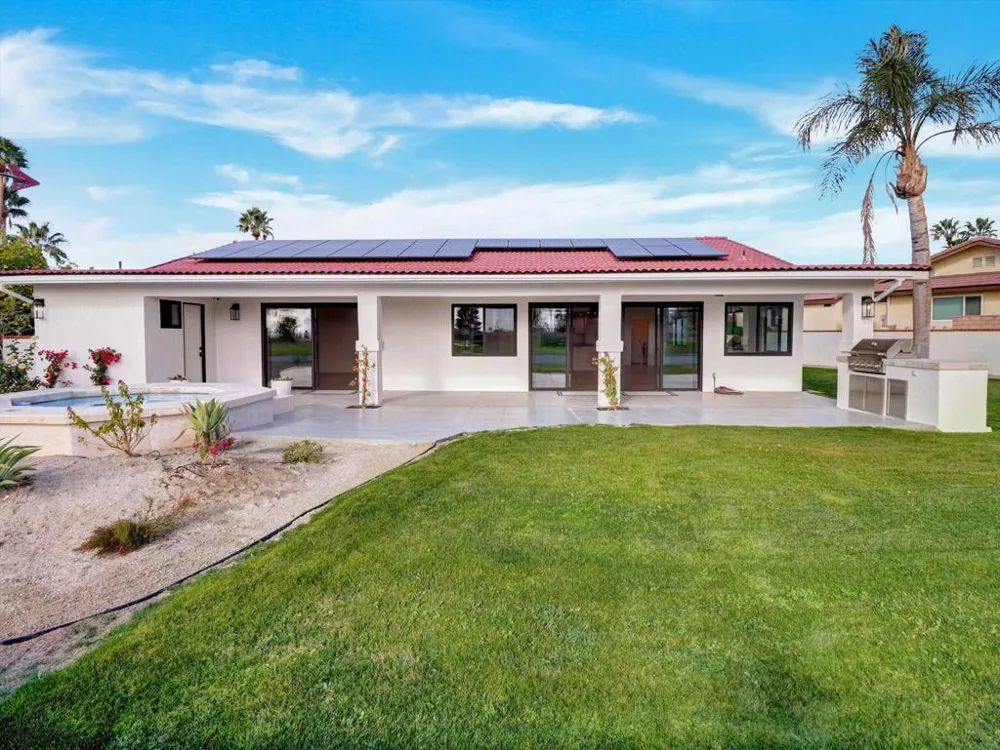 9721 Siwanoy Drive Desert Hot Springs, CA 92240