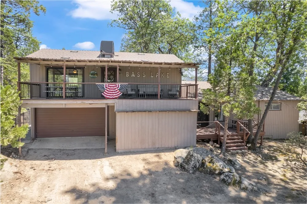 39165 Ski Slope Bass Lake, CA 93604