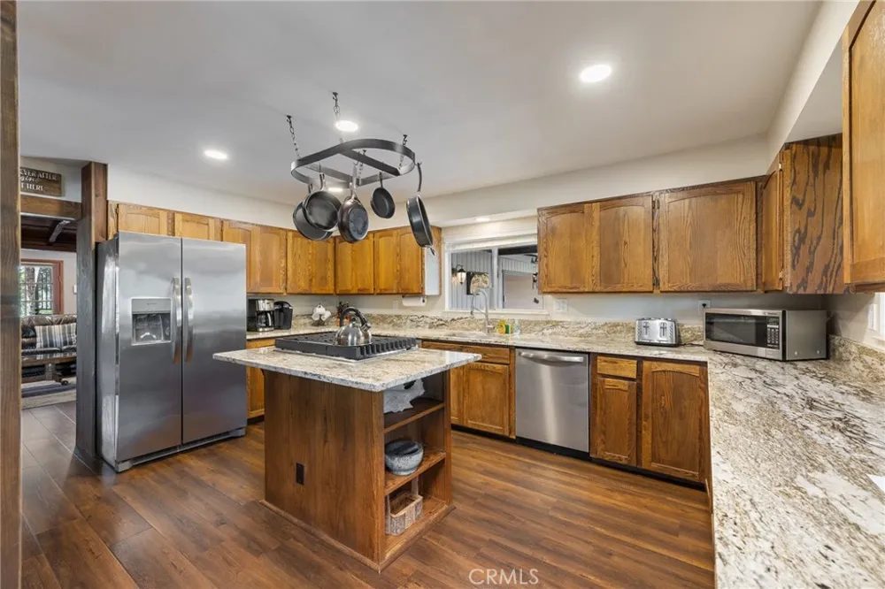 39165 Ski Slope Bass Lake, CA 93604