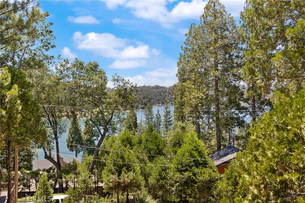 39165 Ski Slope Bass Lake, CA 93604
