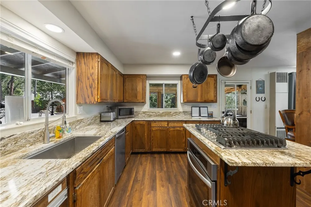 39165 Ski Slope Bass Lake, CA 93604