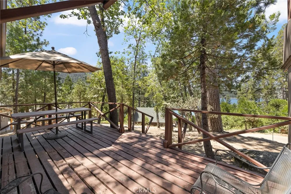 39165 Ski Slope Bass Lake, CA 93604