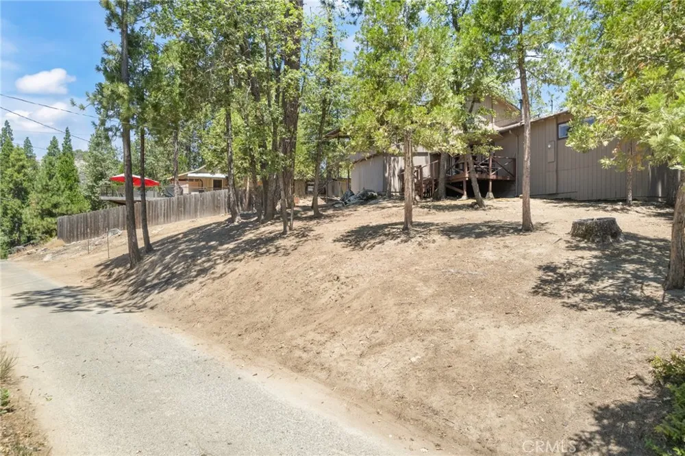 39165 Ski Slope Bass Lake, CA 93604