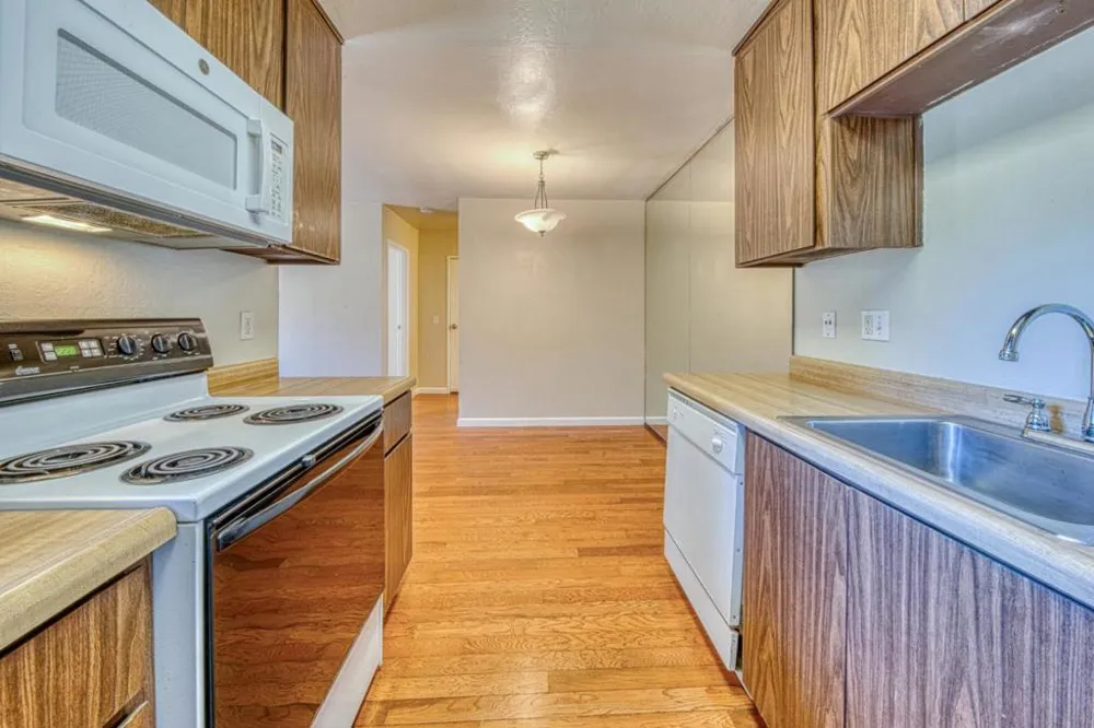4106 Golden Oaks Lane Monterey, CA 93940