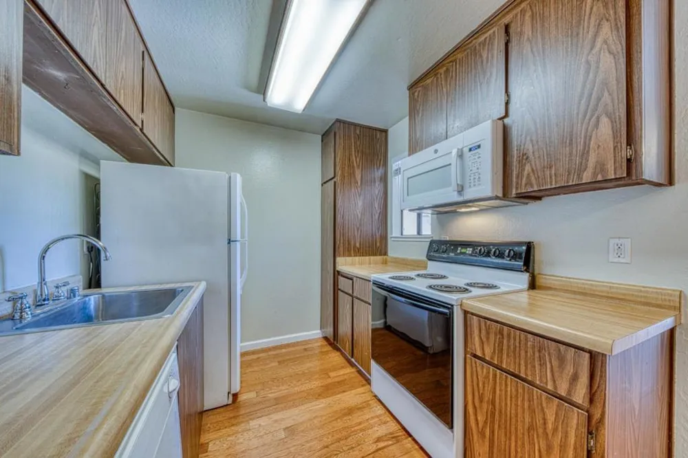 4106 Golden Oaks Lane Monterey, CA 93940