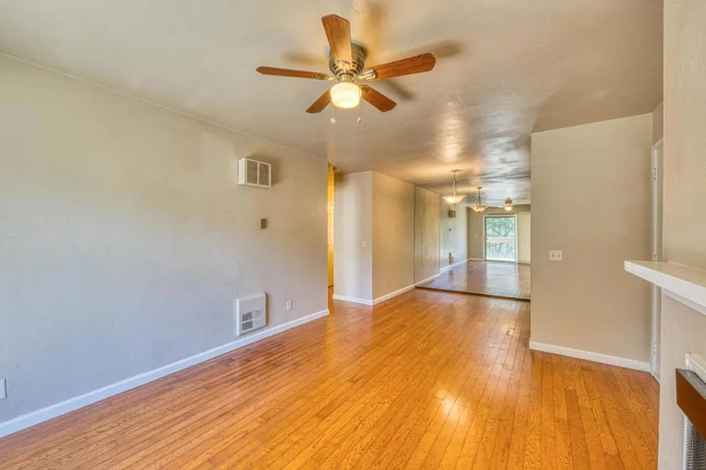 4106 Golden Oaks Lane Monterey, CA 93940