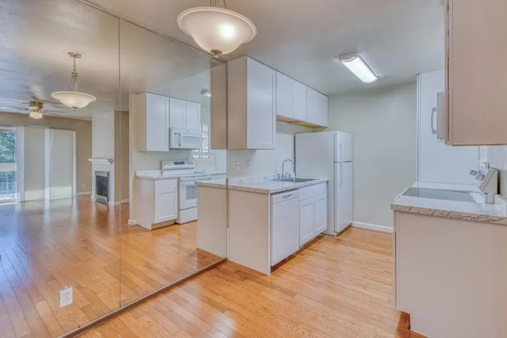 4106 Golden Oaks Lane Monterey, CA 93940