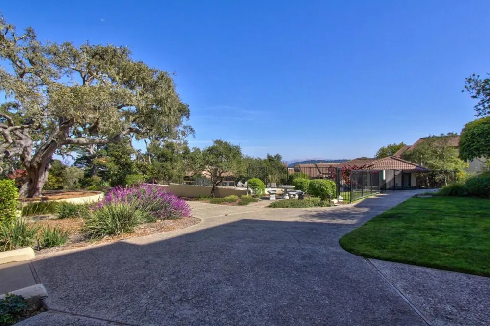 4106 Golden Oaks Lane Monterey, CA 93940