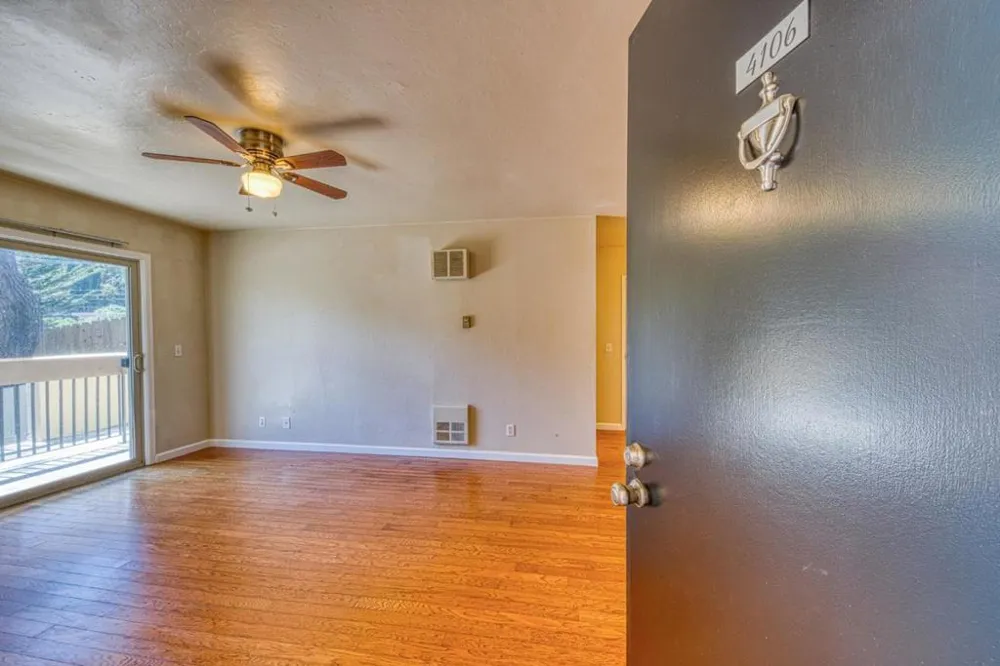 4106 Golden Oaks Lane Monterey, CA 93940