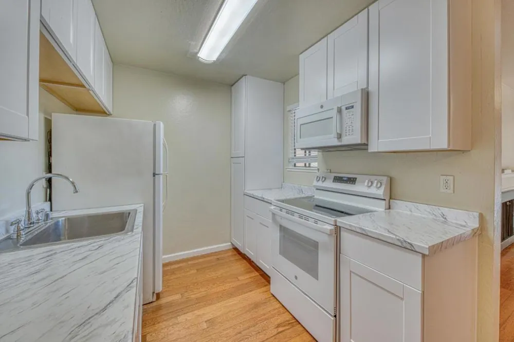 4106 Golden Oaks Lane Monterey, CA 93940