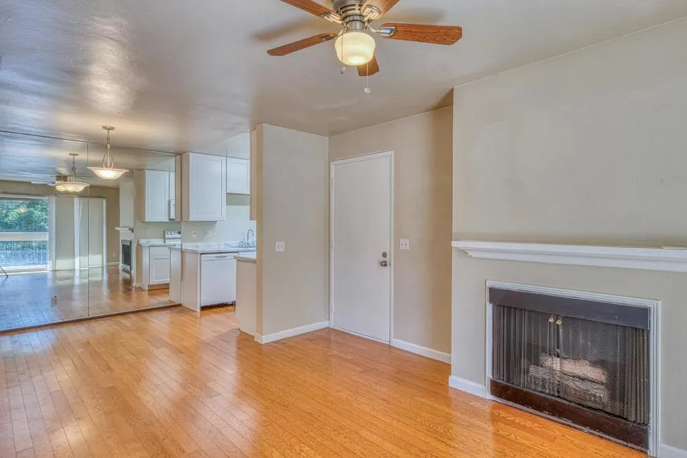 4106 Golden Oaks Lane Monterey, CA 93940
