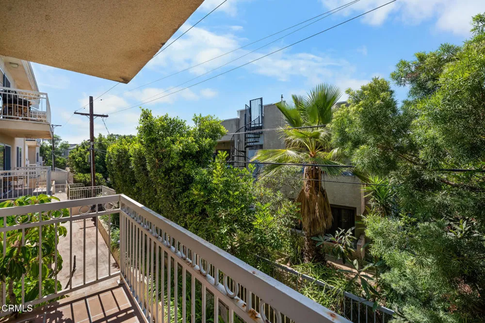 530 W Stocker #206 Glendale, CA 91202