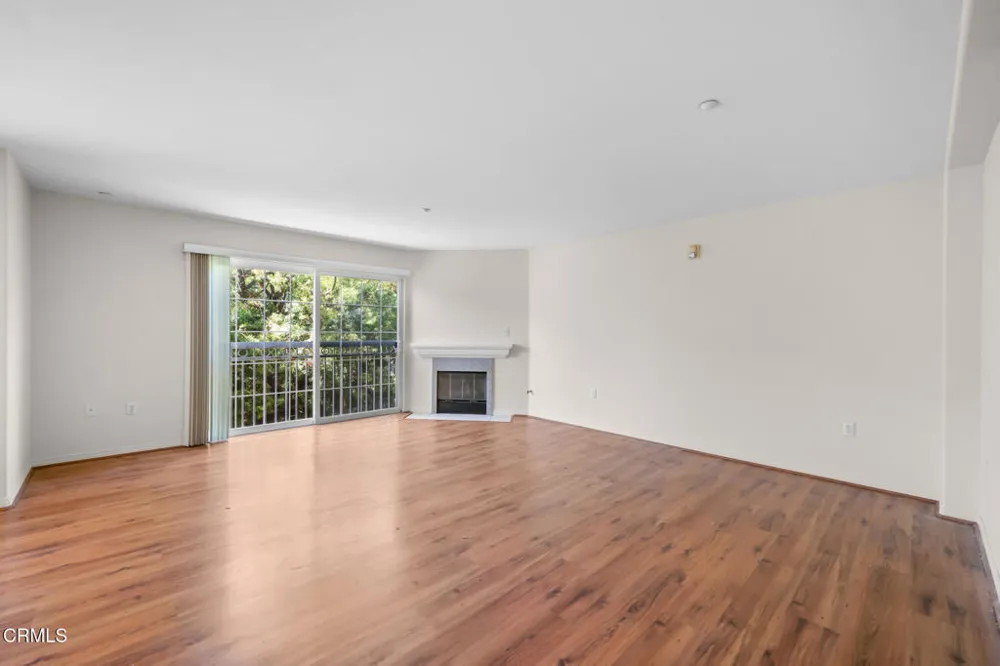 530 W Stocker #206 Glendale, CA 91202