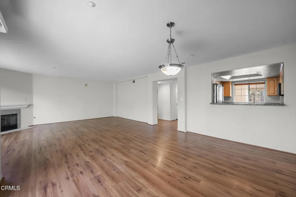 530 W Stocker #206 Glendale, CA 91202