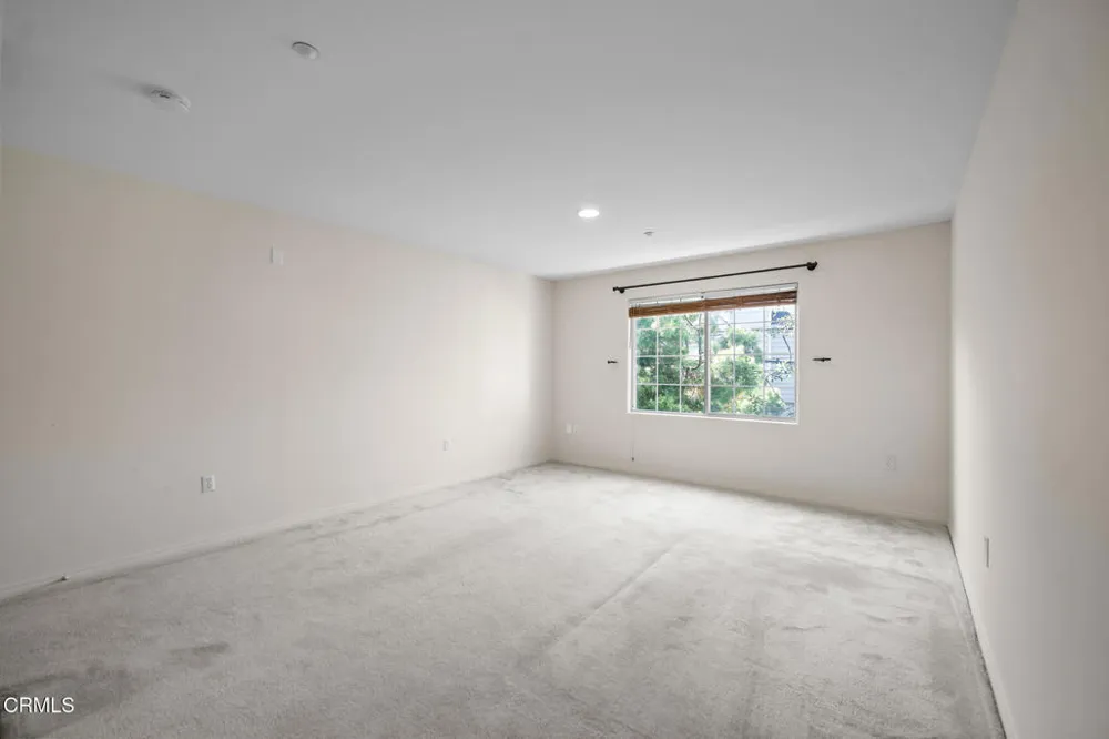 530 W Stocker #206 Glendale, CA 91202