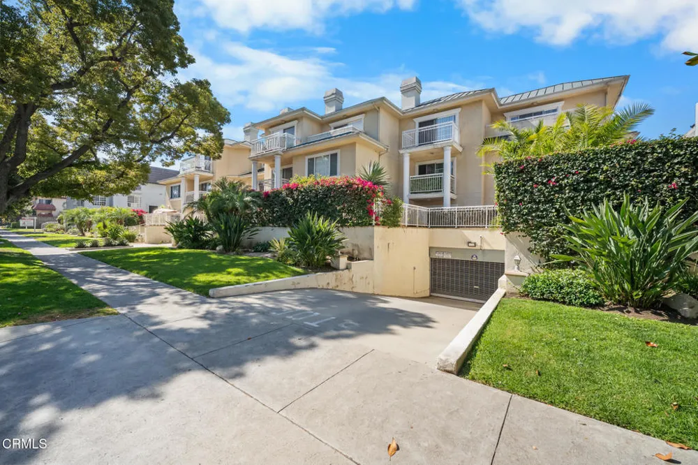 530 W Stocker #206 Glendale, CA 91202