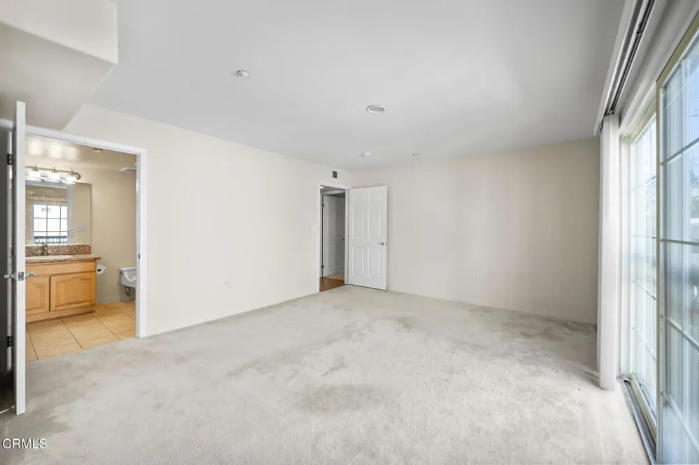 530 W Stocker #206 Glendale, CA 91202