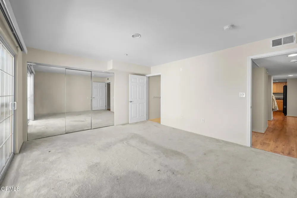 530 W Stocker #206 Glendale, CA 91202