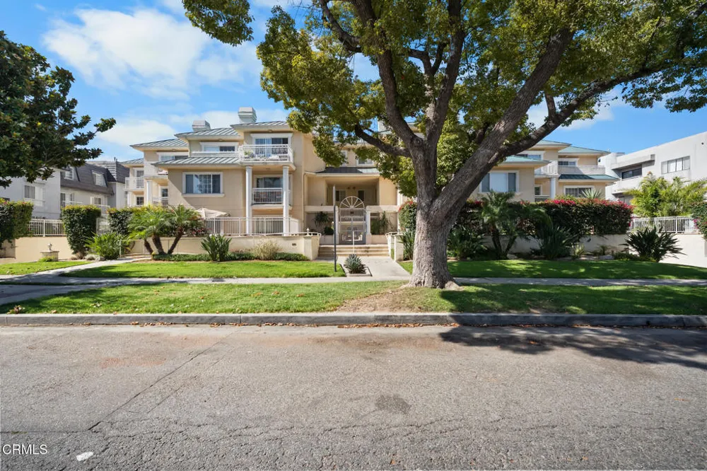 530 W Stocker #206 Glendale, CA 91202