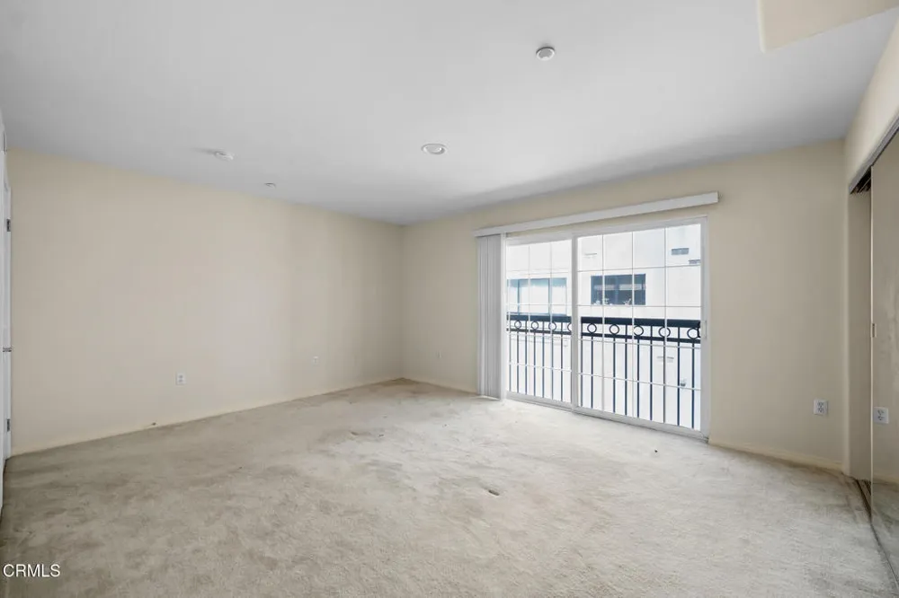 530 W Stocker #206 Glendale, CA 91202