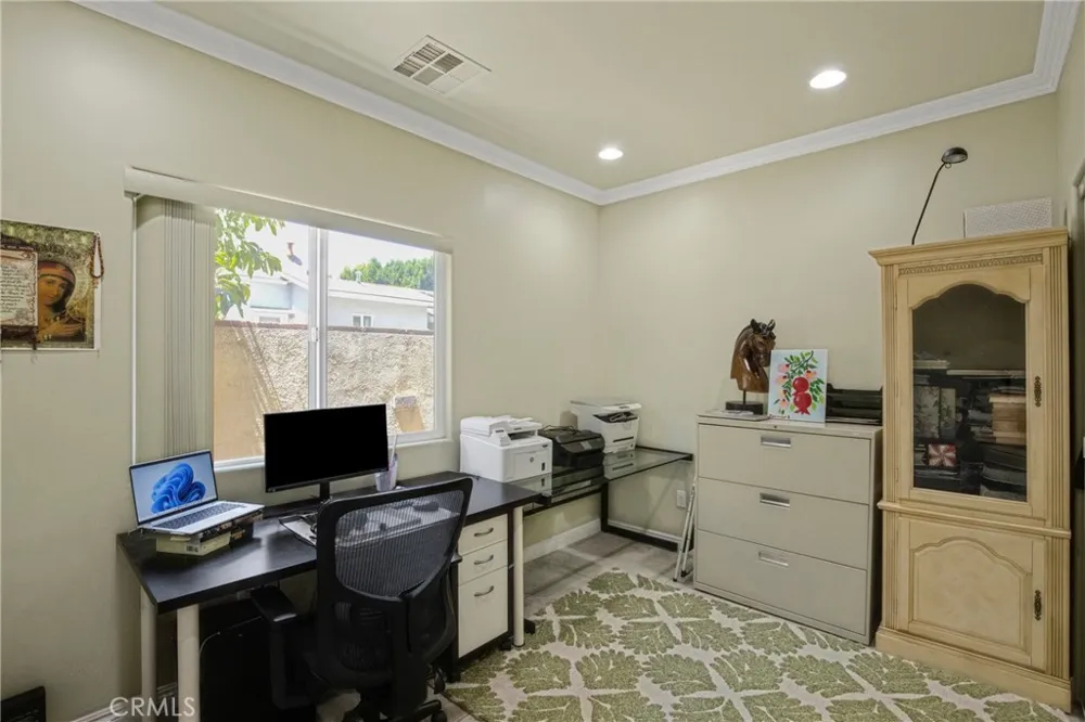 604 Sparks Burbank, CA 91506
