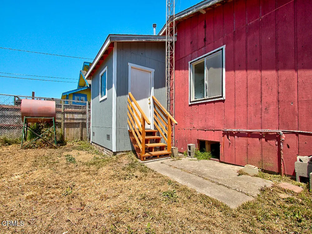 715 West Street Fort Bragg, CA 95437