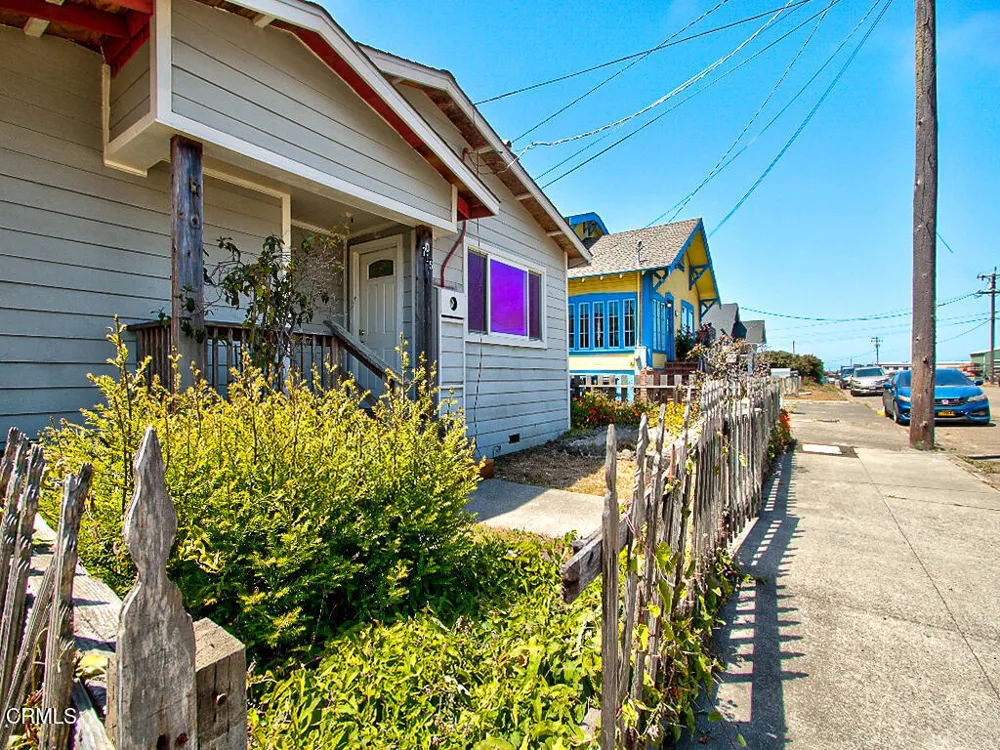 715 West Street Fort Bragg, CA 95437