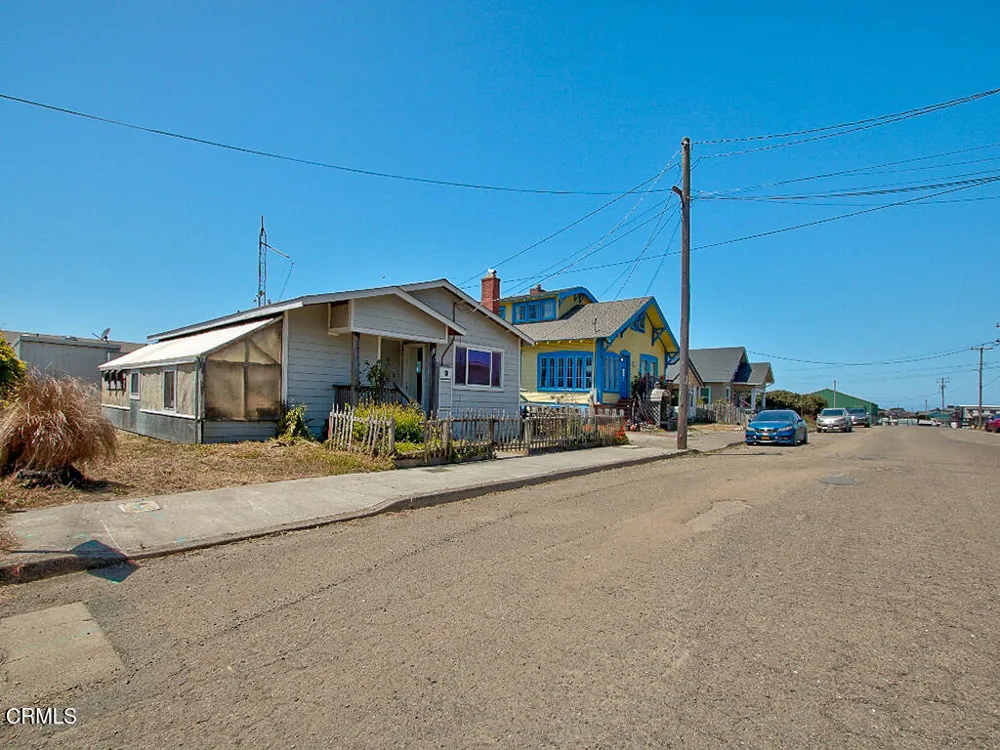715 West Street Fort Bragg, CA 95437