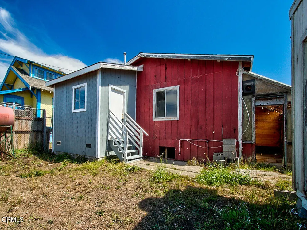 715 West Street Fort Bragg, CA 95437