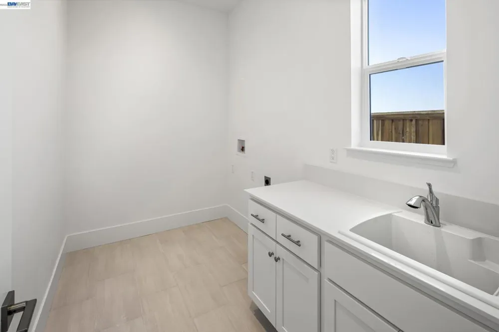 6008 Windsweep Rd Bethel Island, CA 94511