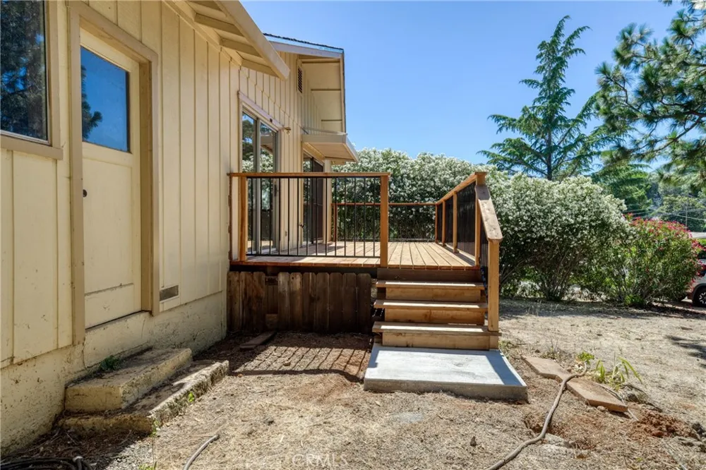 10710 Sunset Ridge Kelseyville, CA 95451