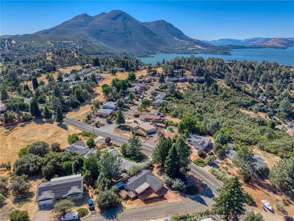 10710 Sunset Ridge Kelseyville, CA 95451