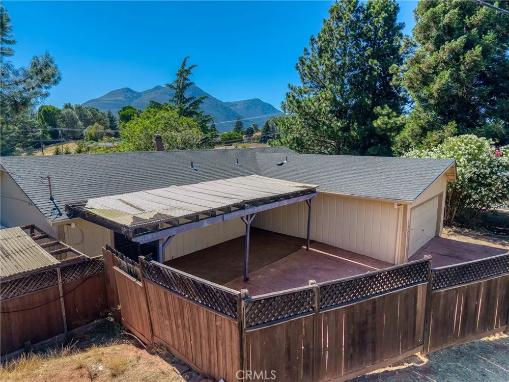10710 Sunset Ridge Kelseyville, CA 95451