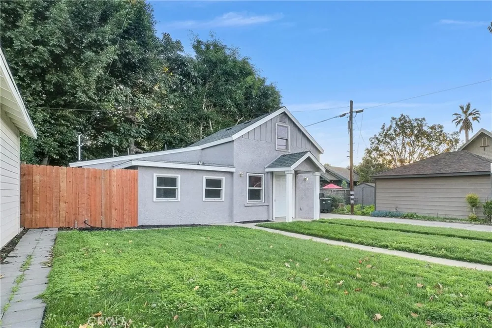 354 E Culver Orange, CA 92866