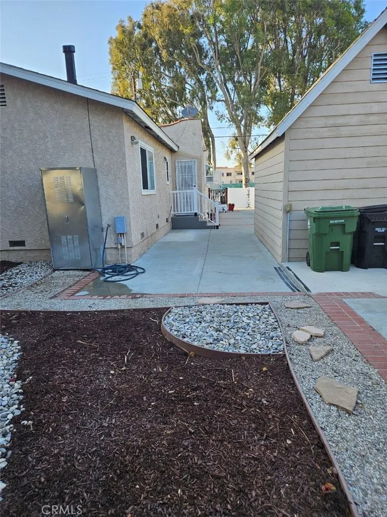 1606 219TH Torrance, CA 90501