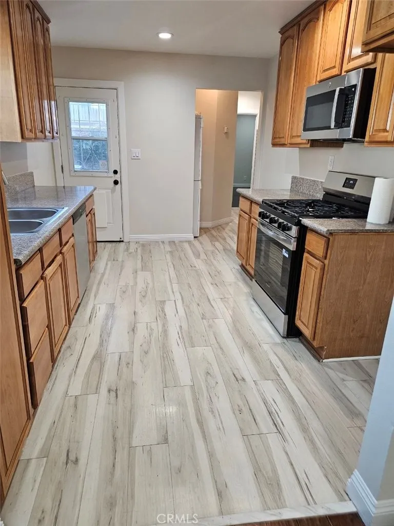 1606 219TH Torrance, CA 90501