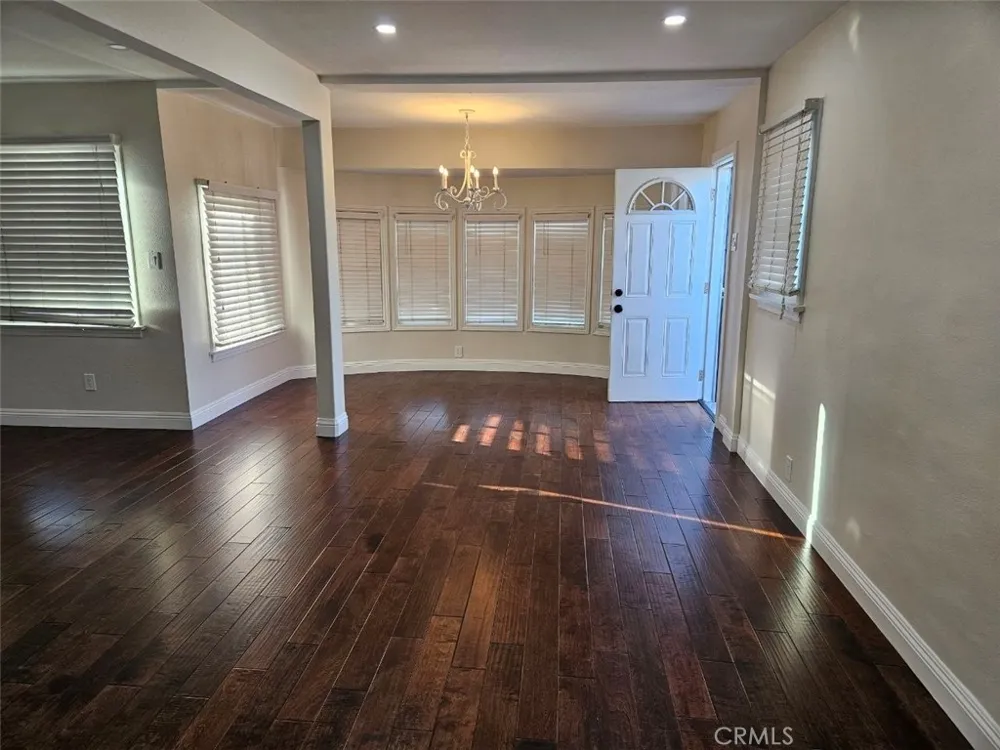1606 219TH Torrance, CA 90501