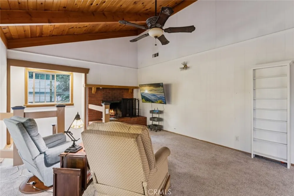 24899 Basel Crestline, CA 92325