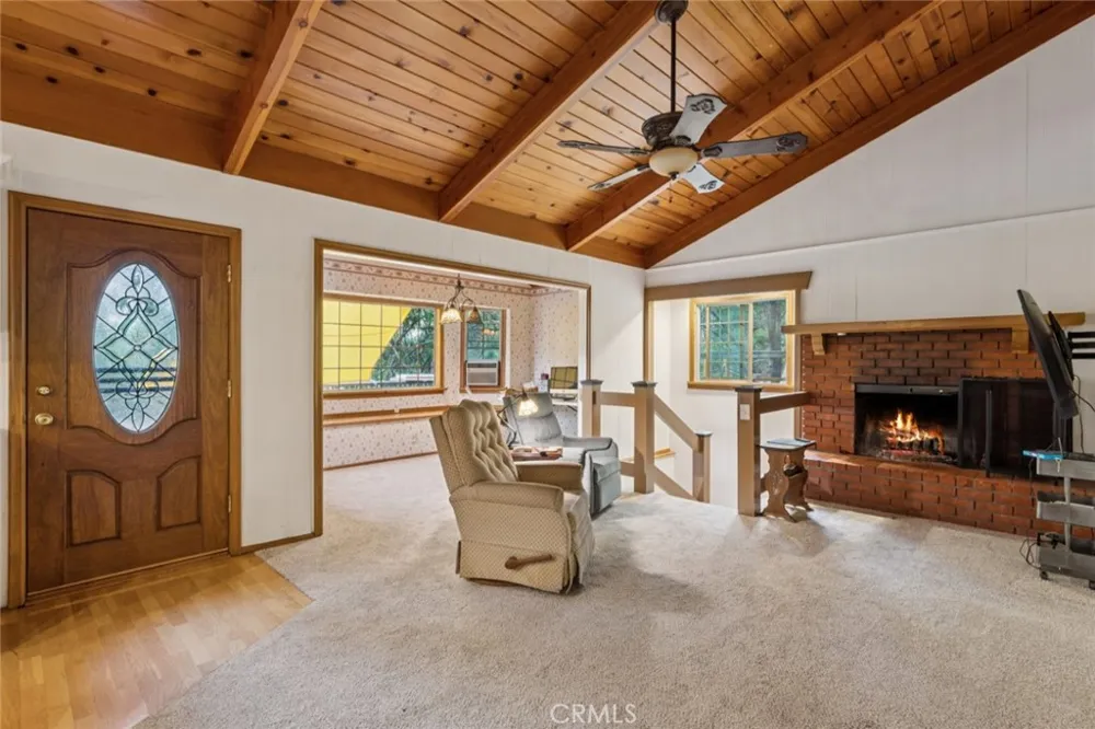 24899 Basel Crestline, CA 92325