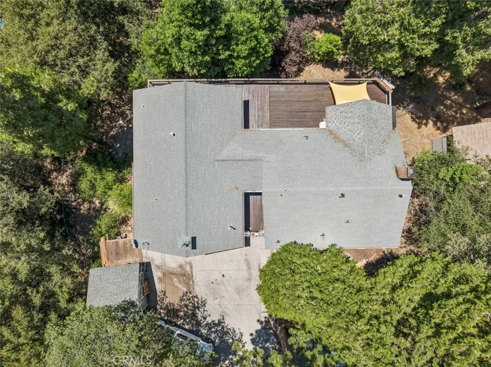 24899 Basel Crestline, CA 92325