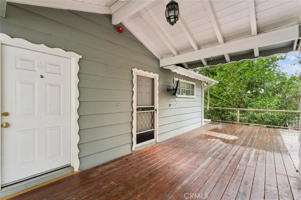 24899 Basel Crestline, CA 92325