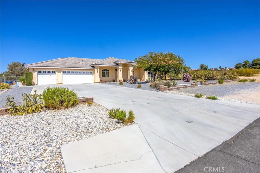 26760 Cinch Helendale, CA 92342