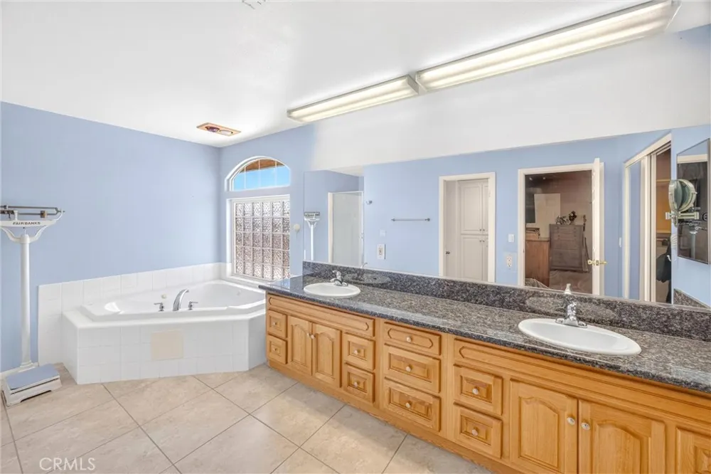 26760 Cinch Helendale, CA 92342