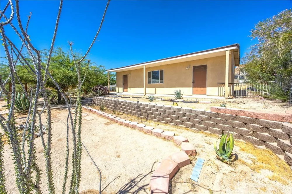 26760 Cinch Helendale, CA 92342