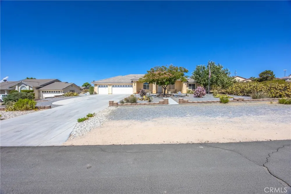 26760 Cinch Helendale, CA 92342