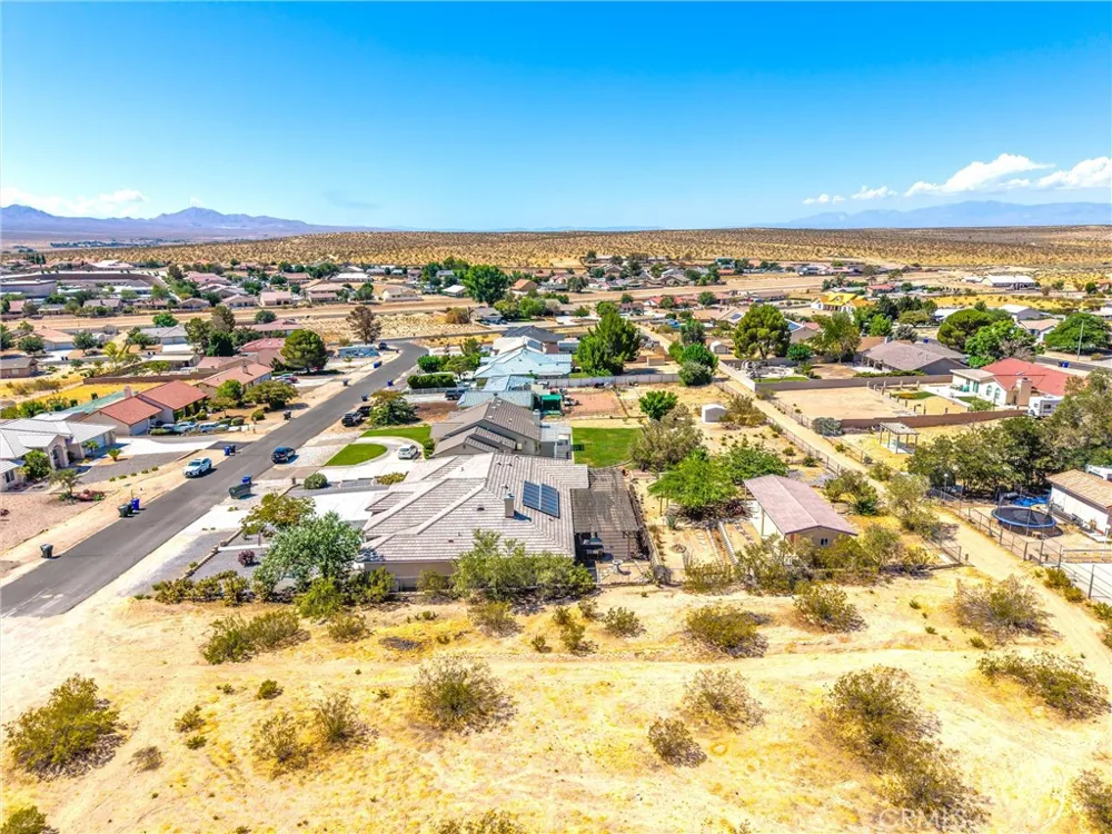 26760 Cinch Helendale, CA 92342